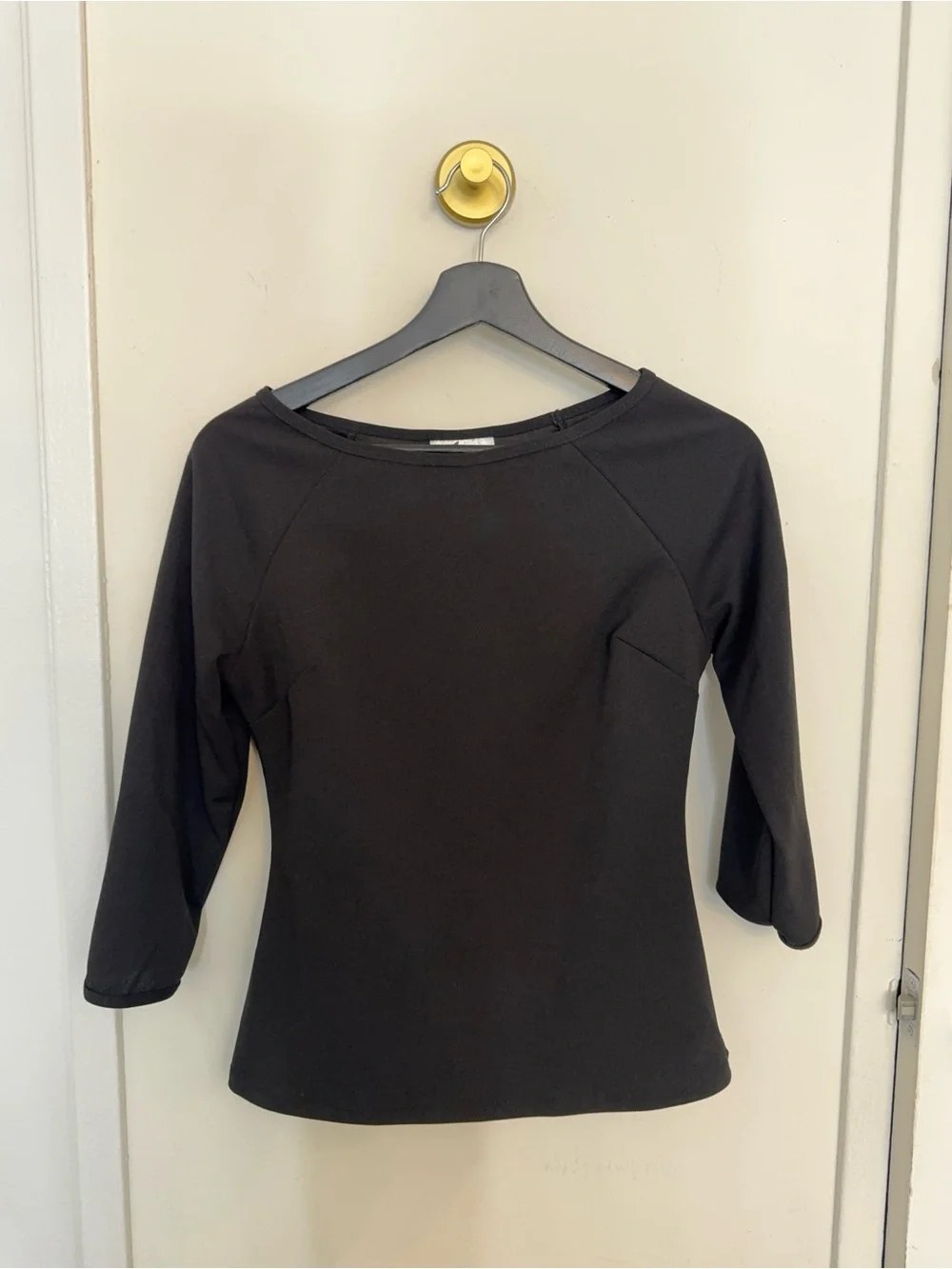Vixen by Micheline Pitt Black Boatneck 3/4 Sleeve Top - Picture 1 of 2